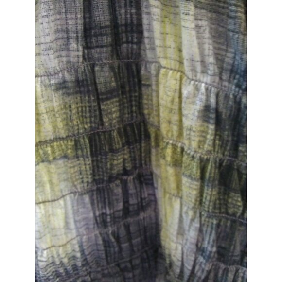 DKNY Jeans Plaid Smocked Stretch Cap Sleeve Top Size L V-Neck - Picture 4 of 8